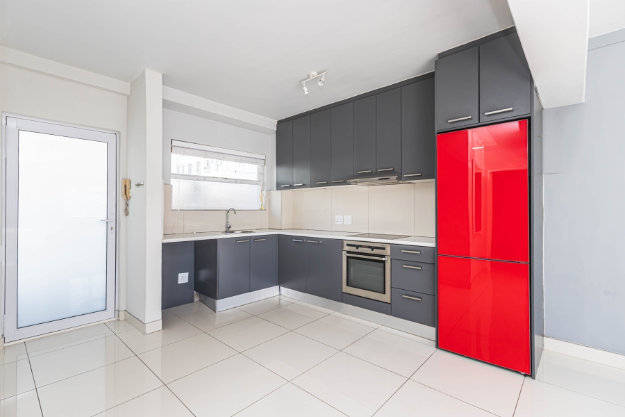 To Let 2 Bedroom Property for Rent in Sea Point Western Cape